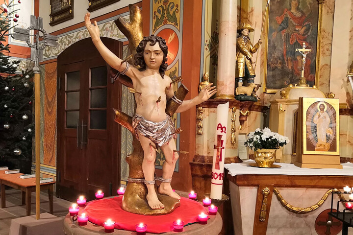 Figur des heiligen Sebastian in der Sailaufer Kirche